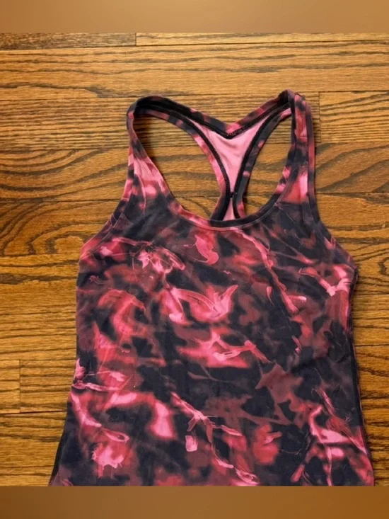 LULULEMON Tank - Picture 3 of 7